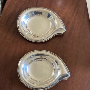 Flair by 1847 Roger Bros Silverplated Nut dish trinket set of 2